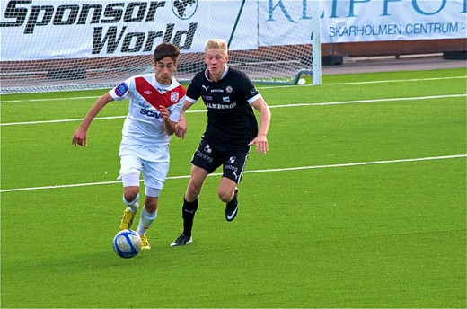 August Ciklunds fina målform håller i sig. Här i aktion på Peter Fardelins foto från den "lilla seriefinalen" mot Assyriska FF i den förra omgången.