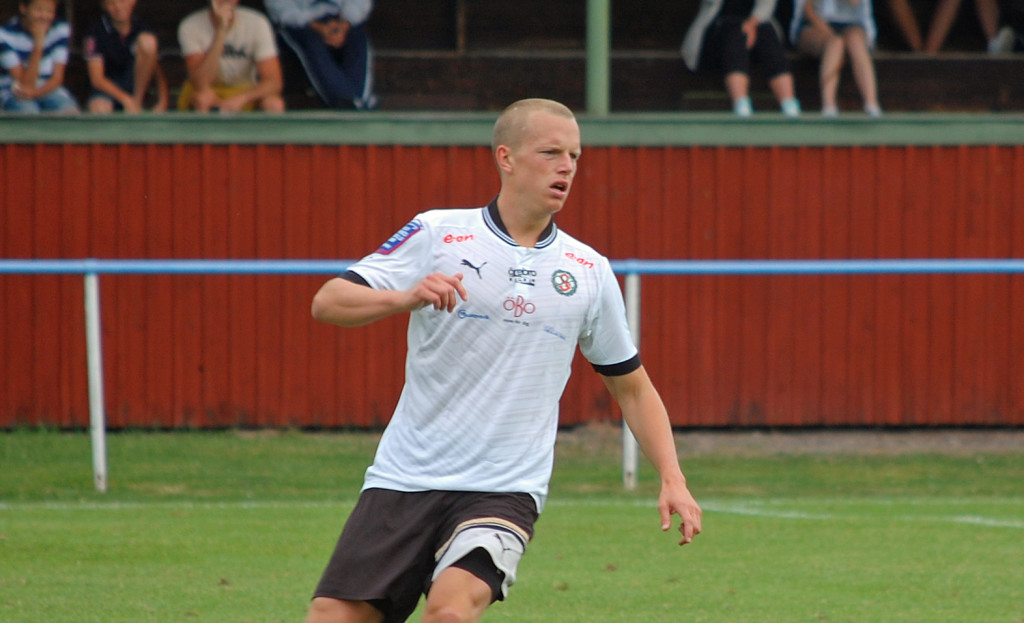 Daniel Gustavsson i grym målform mot PSC Academy.