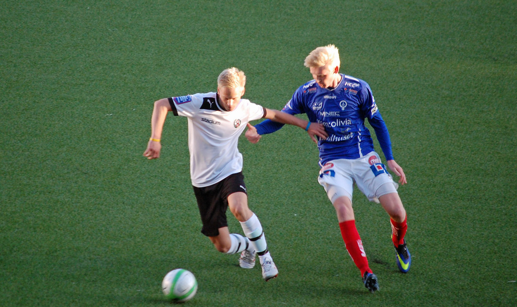Mikael Loöns två mål betydde tre poäng för ÖSK i juniorallsvenskan.