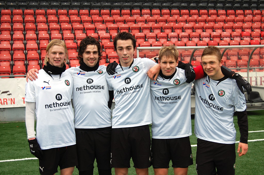 Fedja och Anel tillsammans med Kale Holmberg, Daniel Björnqvist och Adam Eriksson (GAIS). Alla fem var målgörare i en träningsmatch mot Arboga Södra i mars 2011.